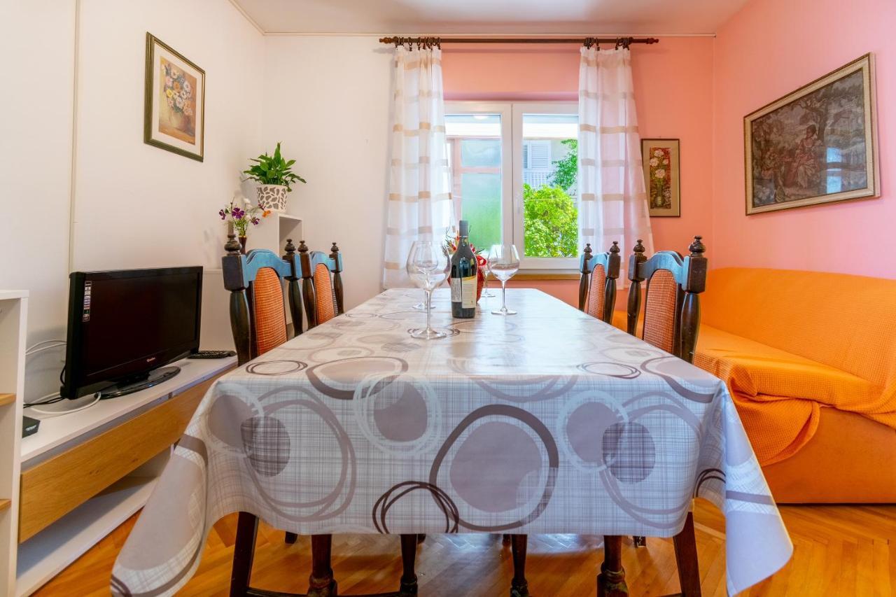 City Apartment 4 & 6 Макарска Екстериор снимка