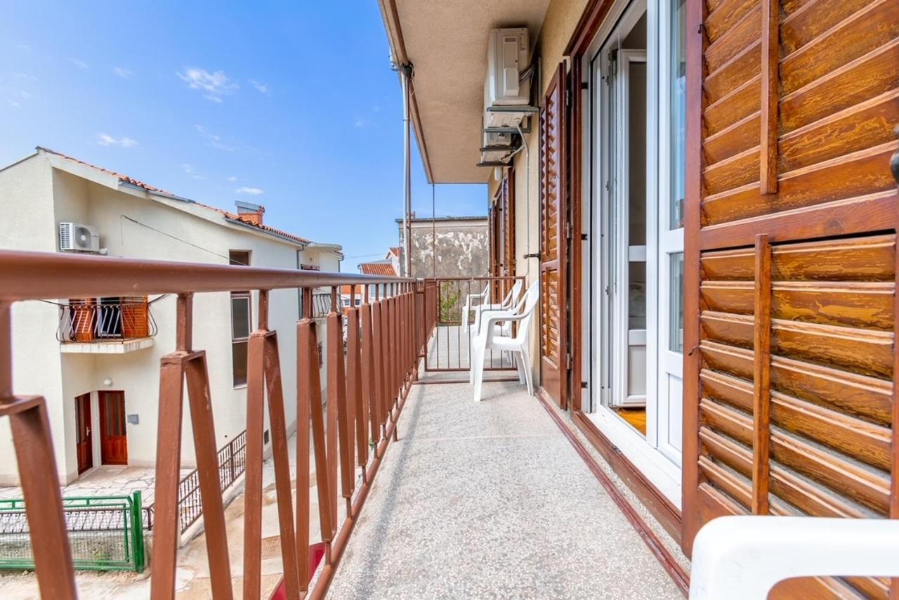 City Apartment 4 & 6 Макарска Екстериор снимка